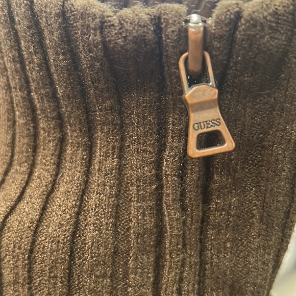 Guess Long Sleeve Turtleneck - Picture 5 of 9